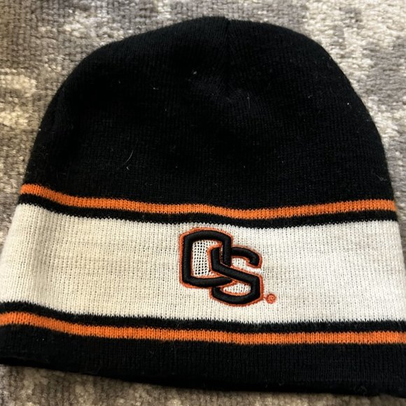 Coliseum Athletics Oregon State University Beaver Beanie and Water Bottle - Picture 4 of 4